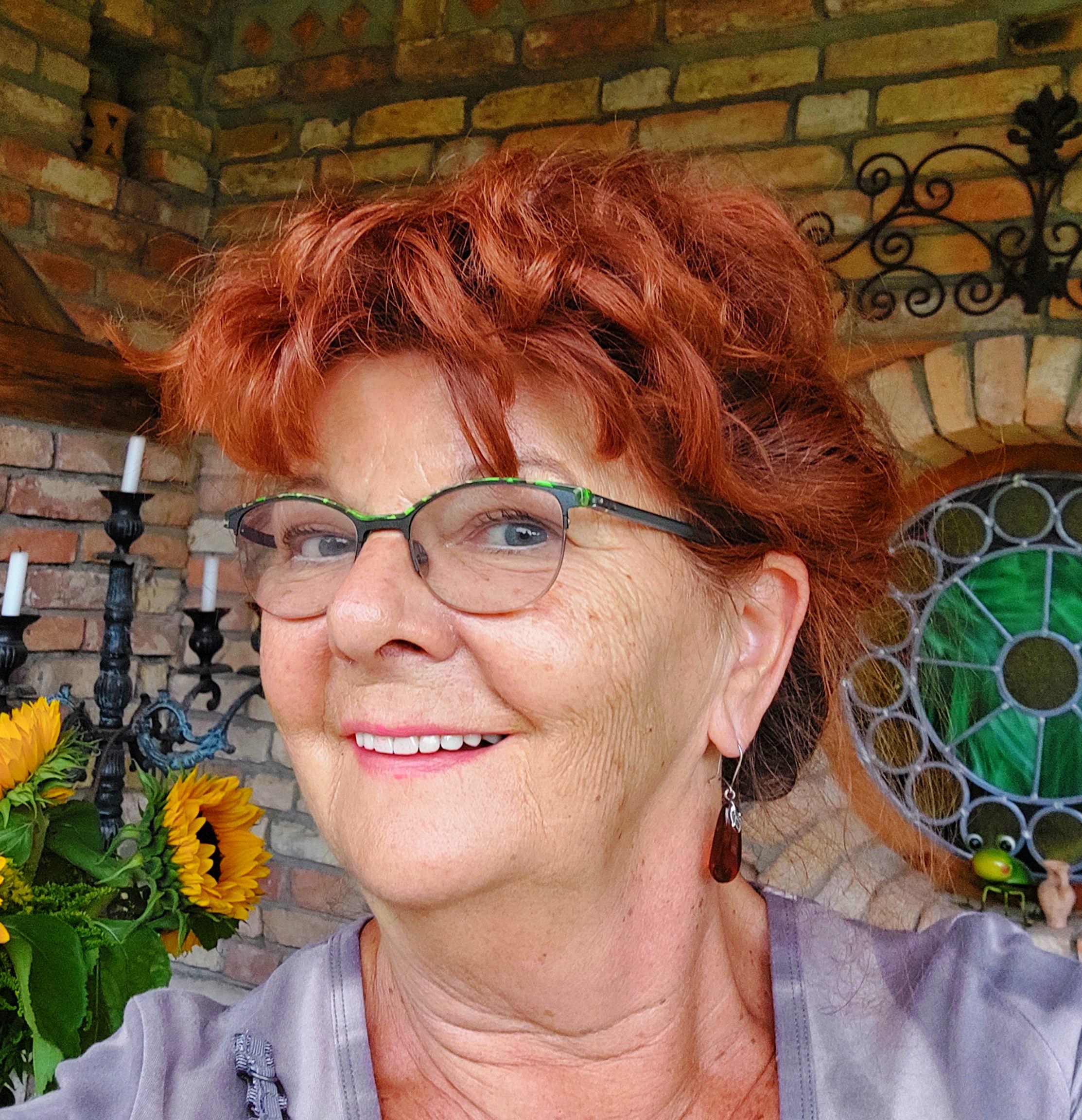 Sylvia Houschka, Immobilienmaklerin in Hohen Neuendorf (Ortsteil Bergfelde)